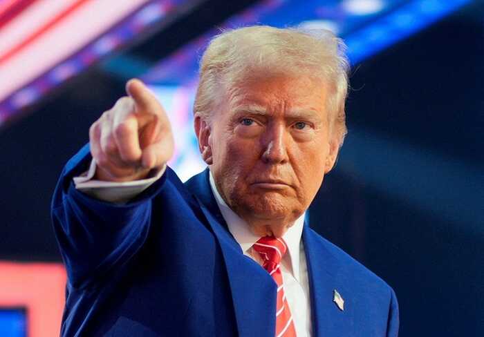 Трамп посилює контроль над чиновниками і забирає владу у Маска, — WSJ