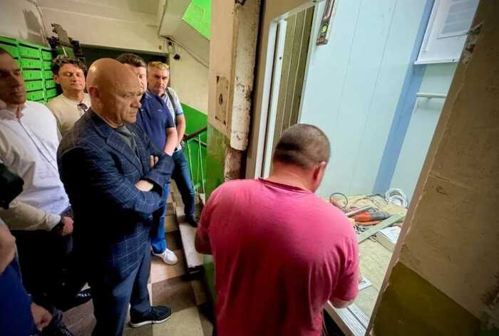 Компанія, пов’язана з оточенням Вілкулів, знову виграла багатомільйонний підряд на капремонт ліфтів в Одесі