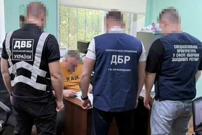 На Хмельниччині ДБР викрило схему привласнення коштів, призначених для постачання хліба військовим