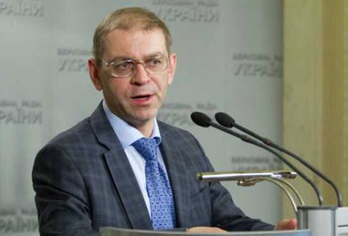 Перешкоджає слідству: ВАКС продовжив арешт фігуранту справи заволодіння арештованими нафтопродуктами олігарха Курченка Сергію Пашинському