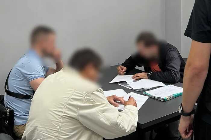 Ремонт на папері: чиновники розікрали понад 6 мільйонів гривень на укриттях і школах у прифронтових областях