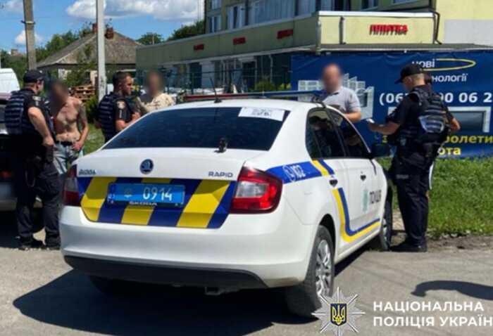 На Хмельниччині чоловік намагався «відкупити» молодшого брата від покарання за п’яну їзду