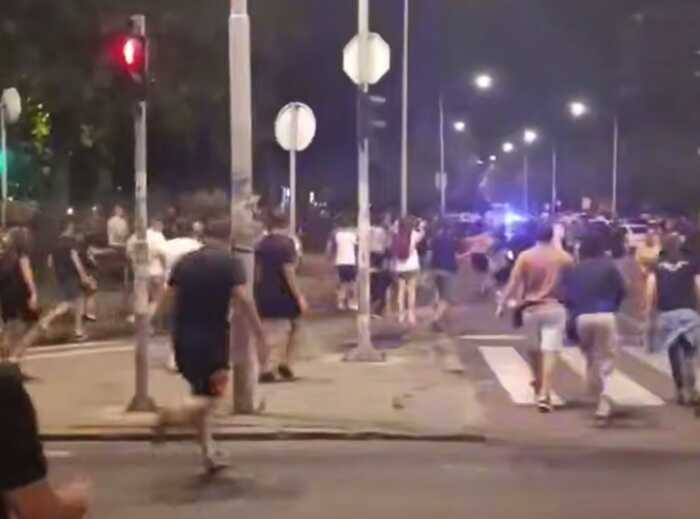 У Сербії другий день поспіль тривають антиурядові акції протесту, — ЗМІ