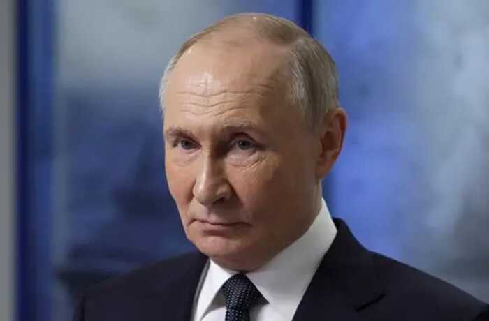 Стало відомо хто супроводжуватиме Путіна на зустрічі "три на три", — ЗМІ