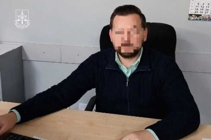 Ексдиректора комунального підприємства Дніпра викрили на розкраданні 42 мільйонів гривень на рекламі